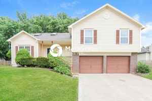 featured image of 412 Se Timbercreek Ln