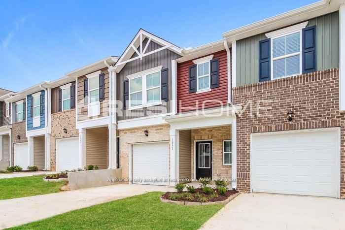 1256 Simmons Ridge Ln - Photo 3 of 21