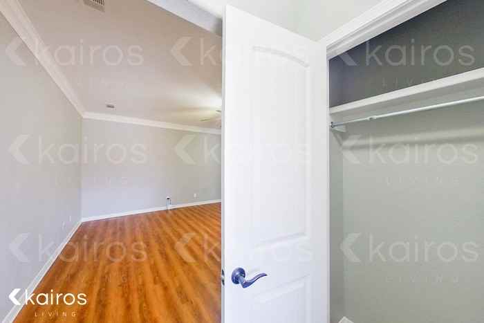 7133 Mosley St - Photo 2 of 22