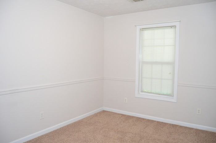 8710 Bethel Rd - Photo 4 of 9