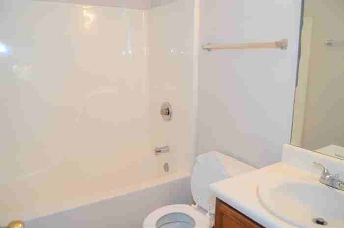 8710 Bethel Rd - Photo 5 of 9