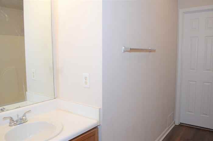 8710 Bethel Rd - Photo 7 of 9