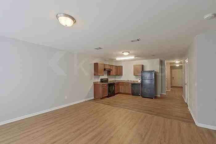 102 Morgan Ct Se - Photo 6 of 22