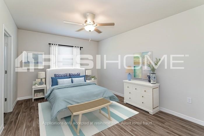 28458 Wave Crest Pl - Photo 7 of 18