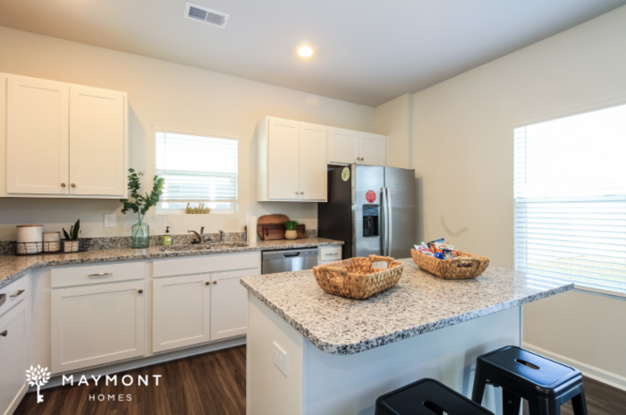 339 Augustine Dr - Photo 5 of 11