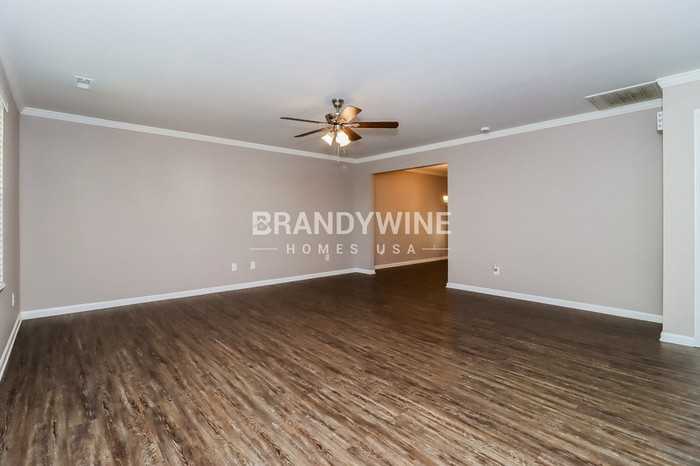 125 Autumn Bluff Cir - Photo 7 of 23