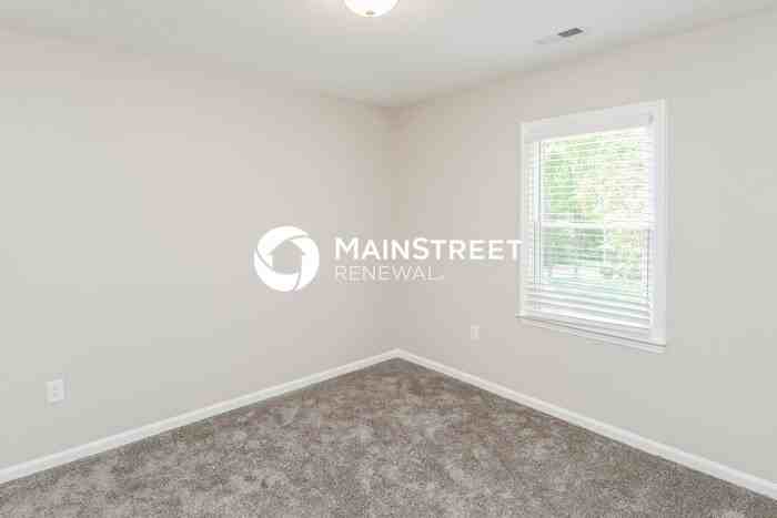 5311 Caradon Dr - Photo 7 of 17