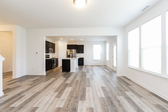 1364 Delacorte Cir - Photo 7 of 14