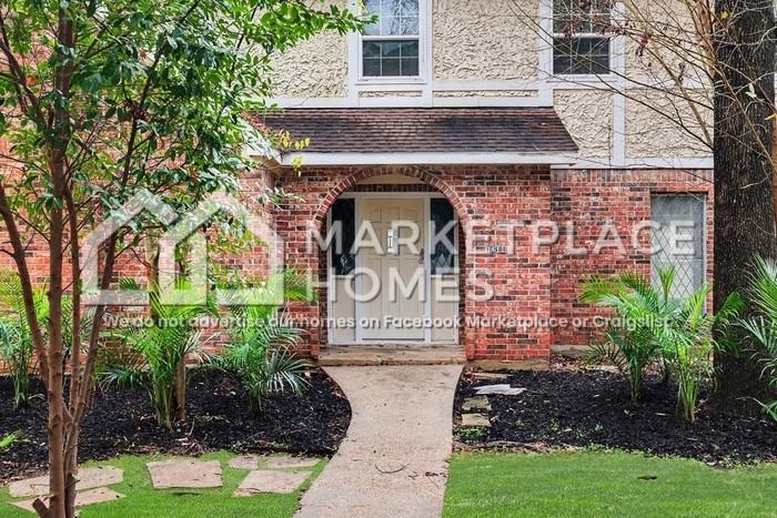 7611 Theisswood Rd - Photo 4 of 33
