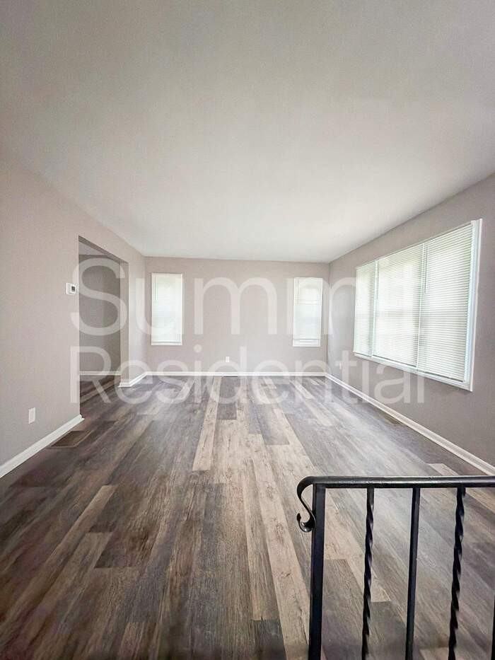40 Sunnyslope Dr - Photo 4 of 17