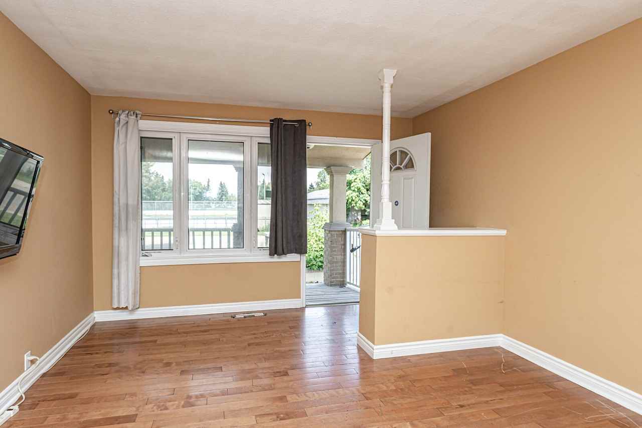 16431 97 Ave Nw - Photo 6 of 17