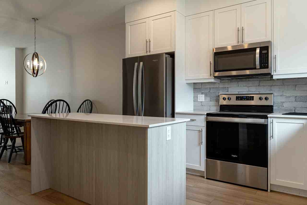 1153 Creekside Blvd Sw - Photo 3 of 20