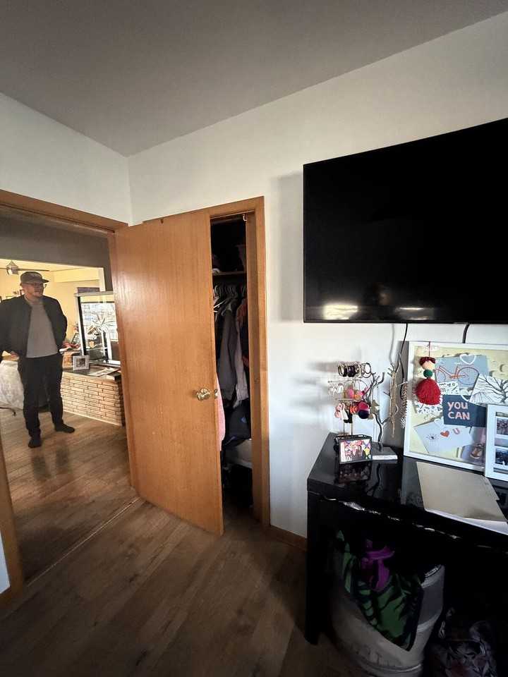 7 Creston Cres Nw - Photo 3 of 14