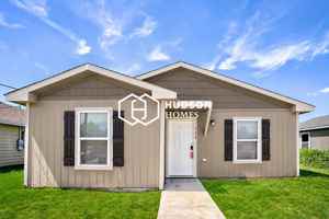 featured image of 710 W Avenue Z