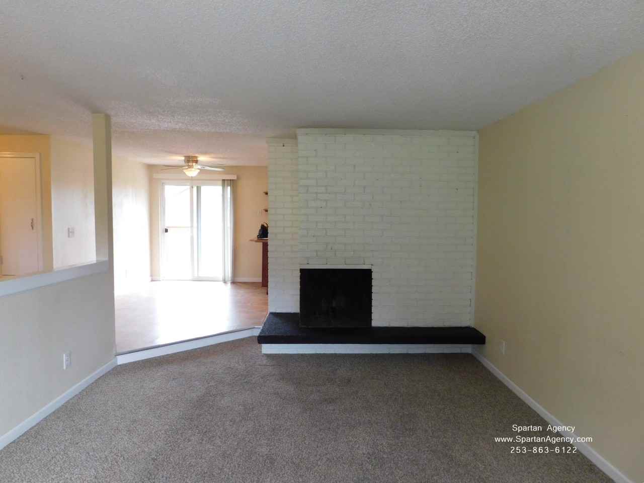 15818 Elm St E #A - Photo 4 of 20