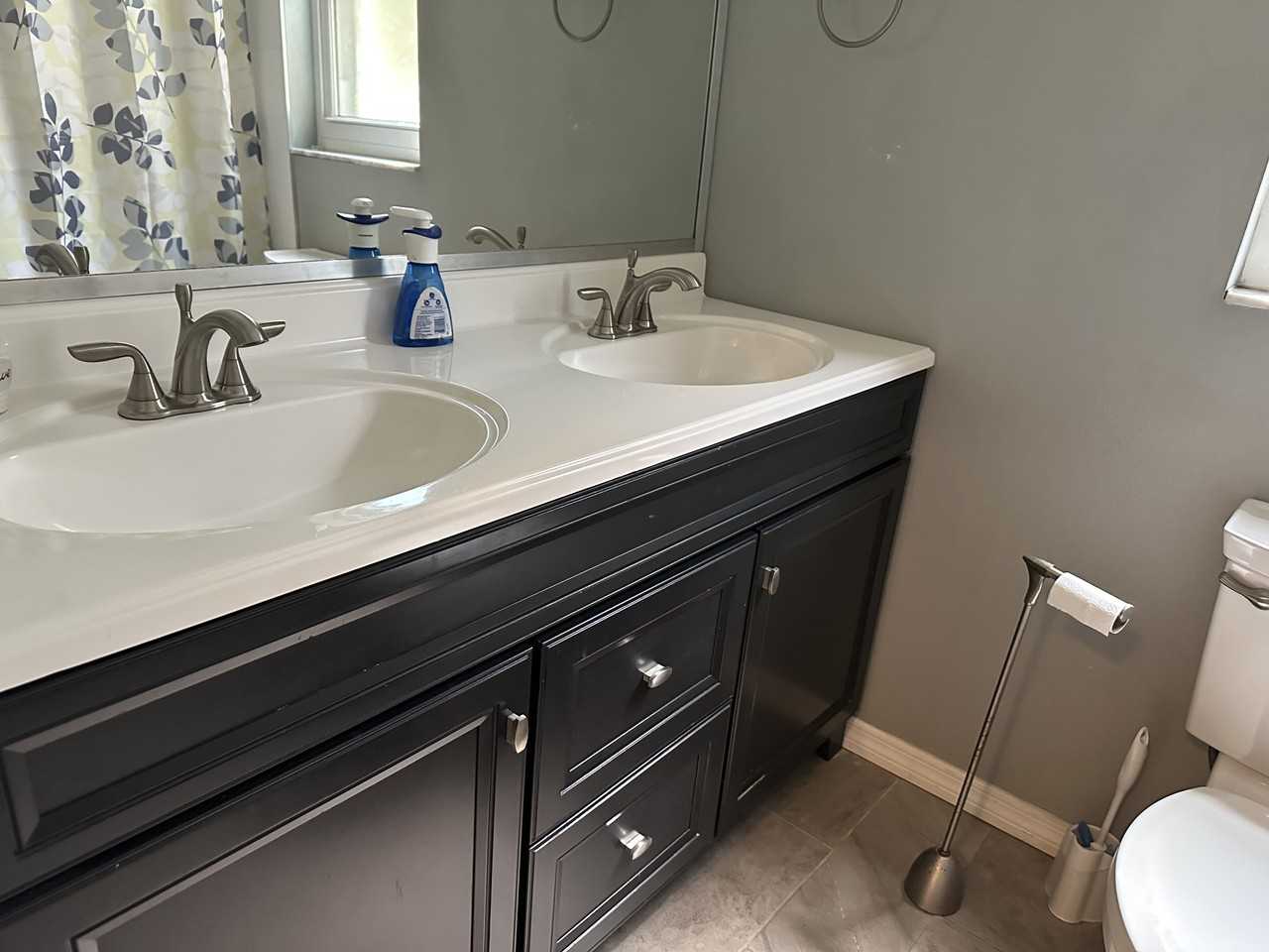 3737 Kingswood Dr #NA - Photo 3 of 17