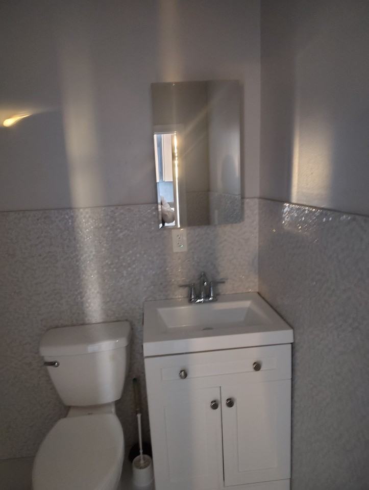 742 5th Ave #2ndFL - Photo 6 of 10