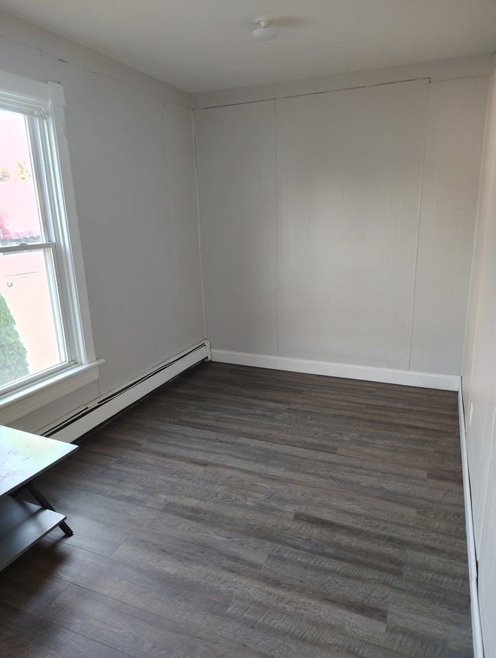742 5th Ave #2ndFL - Photo 7 of 10