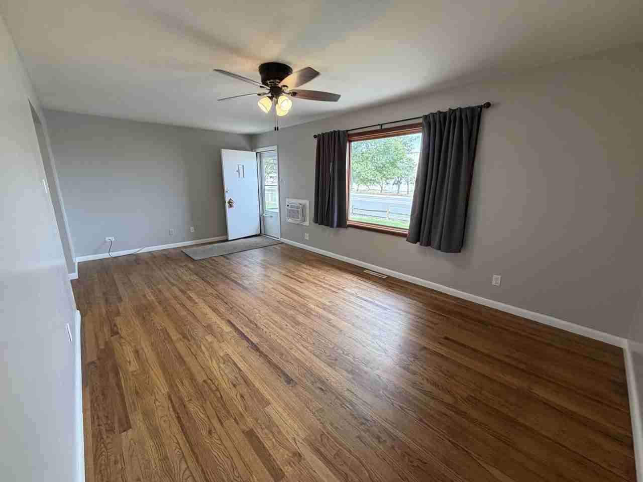 3421 E 12th St #NA - Photo 4 of 19