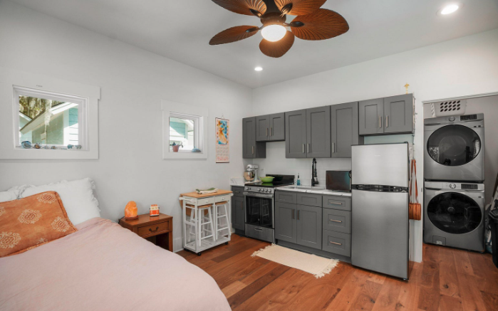 1008C 12th St #BACK - Photo 6 of 7