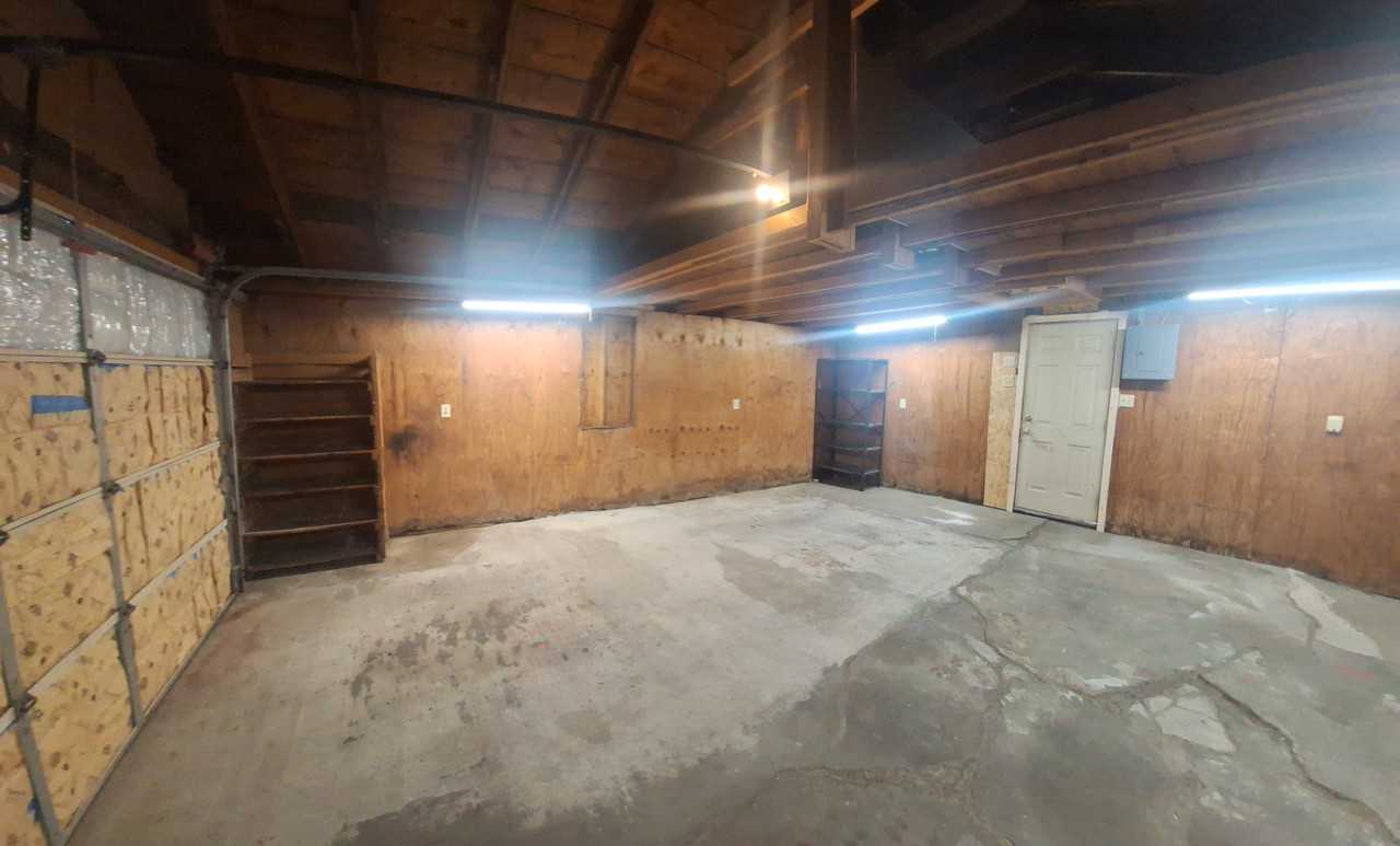 1861 Barth Ave #NA - Photo 7 of 23