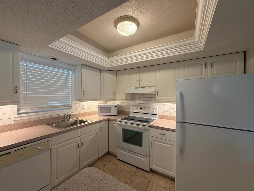 2334 Magdalina Dr #NA - Photo 4 of 10
