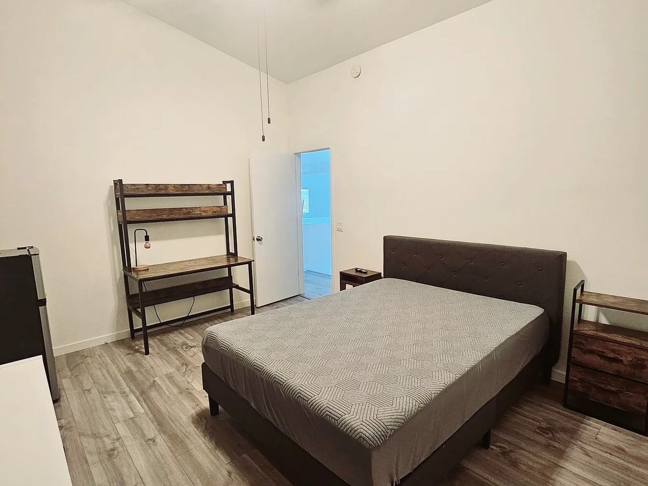 1114 W University Dr - Photo 6 of 11