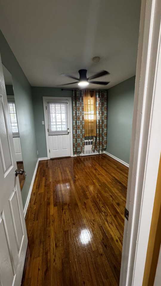 1042 E 93rd St #2 - Photo 6 of 16