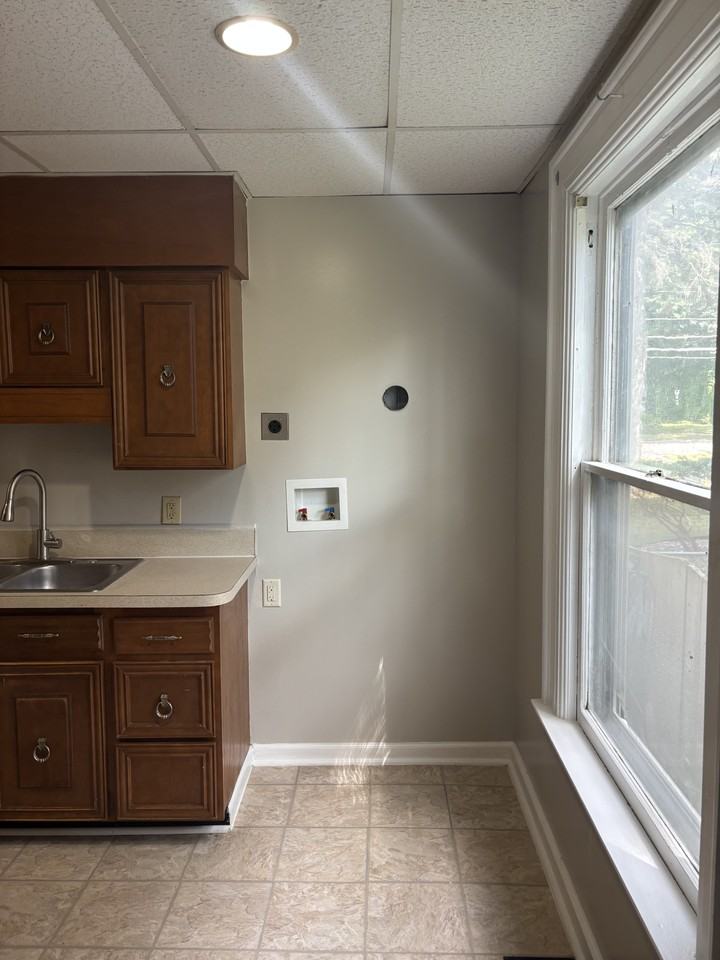 406 Main St #404A - Photo 2 of 6
