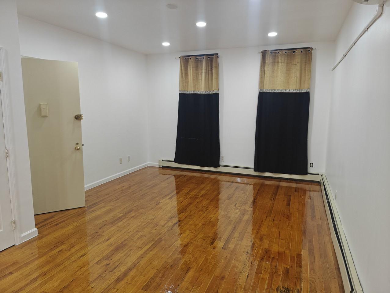 237 Howard Ave #1A - Photo 2 of 19