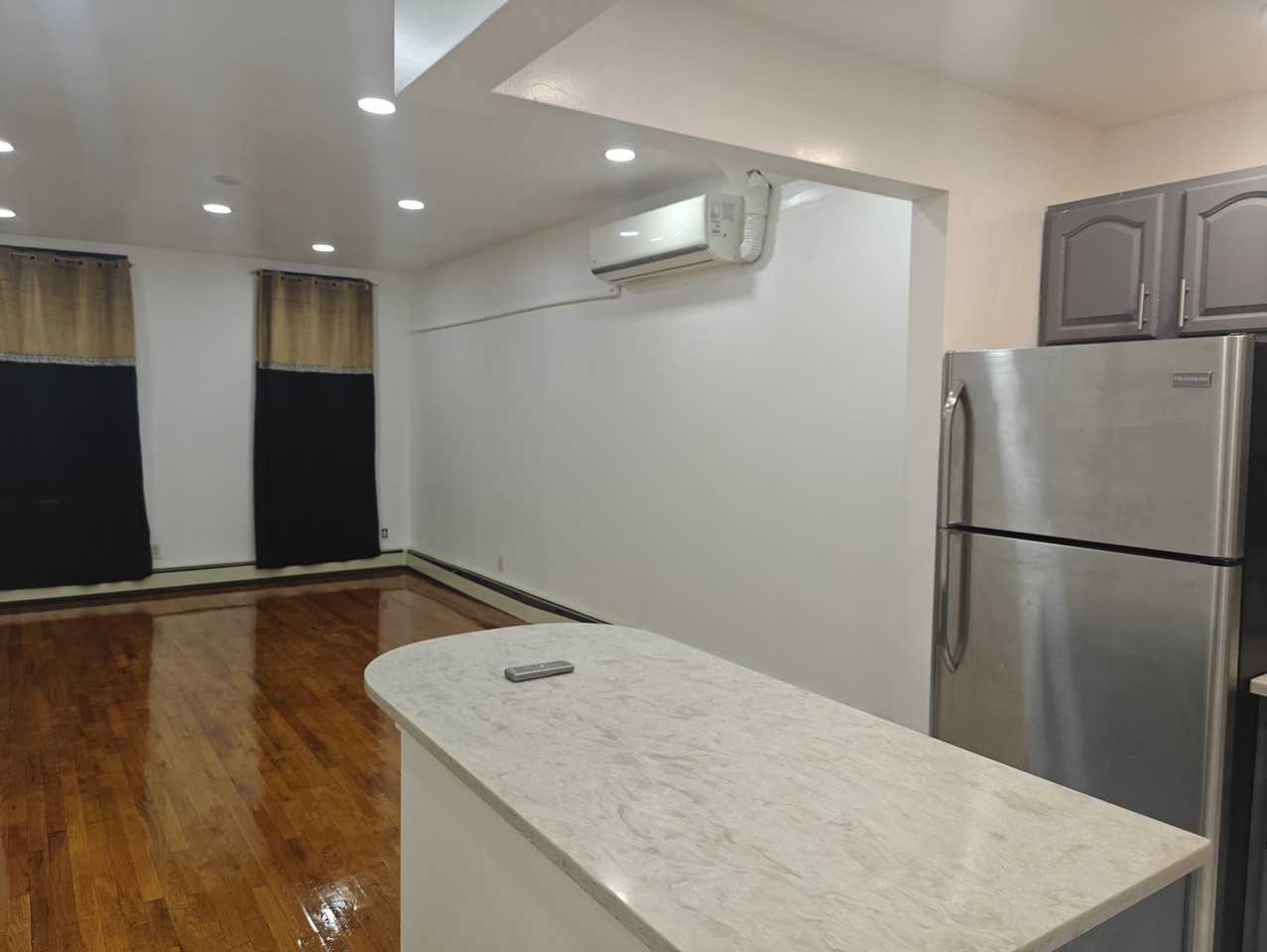 237 Howard Ave #1A - Photo 6 of 19