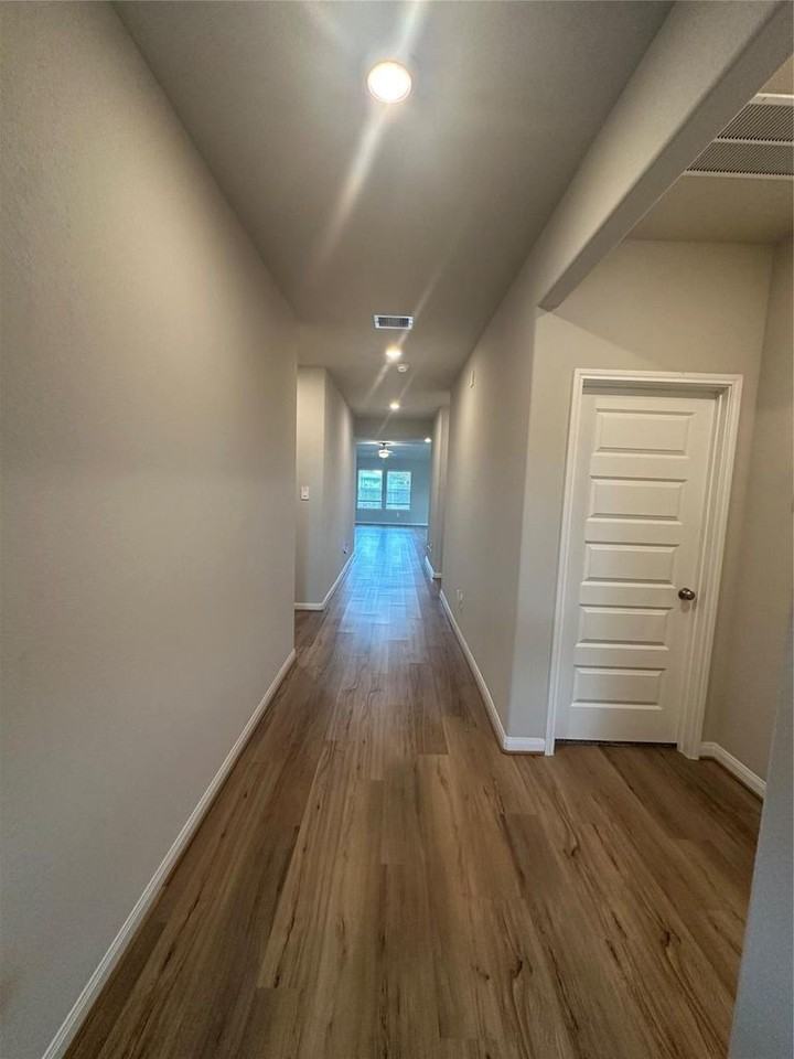 3435 Dry Creek Dr #NA - Photo 2 of 13