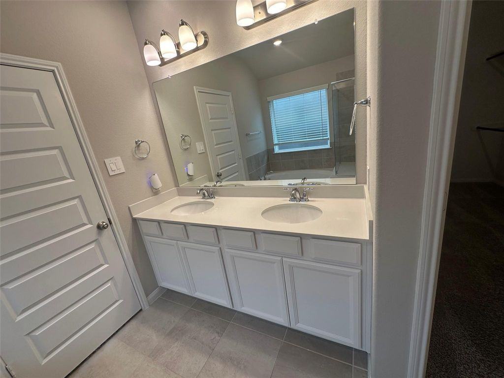 3435 Dry Creek Dr #NA - Photo 5 of 13