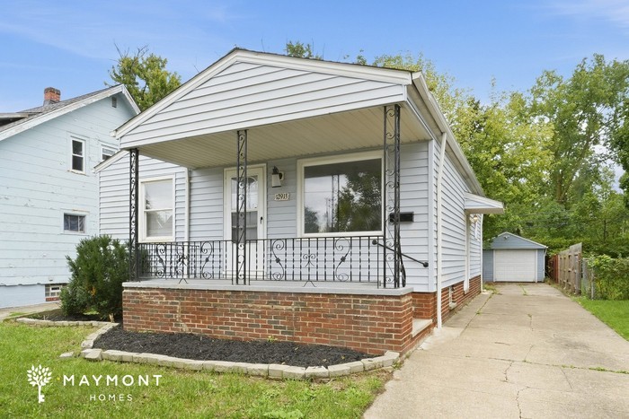 12913 Leeila Ave - Photo 5 of 16