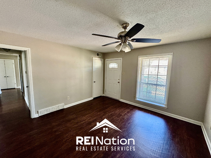 6407 Falmouth Rd - Photo 2 of 23
