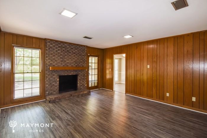 3547 Edgefield Rd - Photo 7 of 12