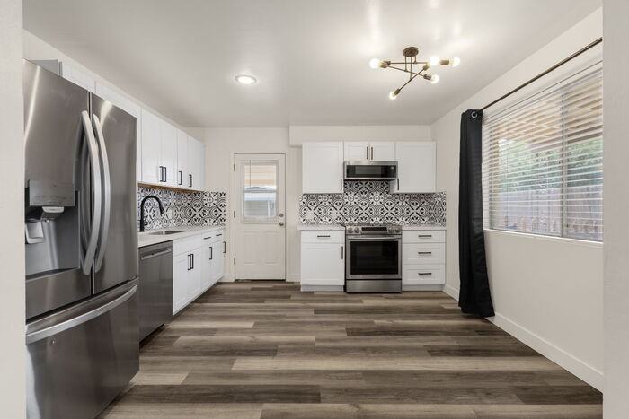 919 E Ocotillo Rd #C - Photo 2 of 26