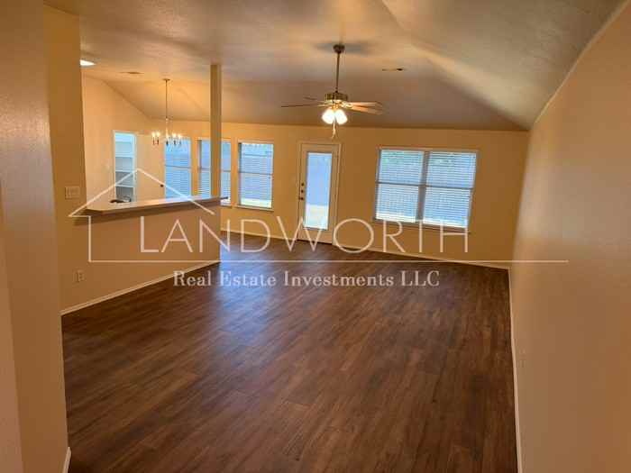 9617 Olivia Dr - Photo 3 of 25