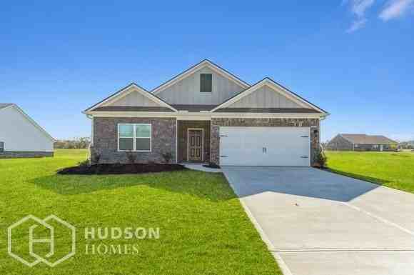 1109 Amadas Dr - Photo 3 of 25