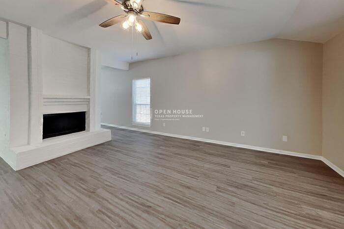 80 Laughing Brook Ct - Photo 5 of 25