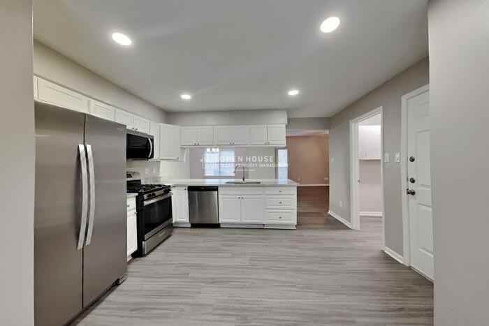 80 Laughing Brook Ct - Photo 7 of 25