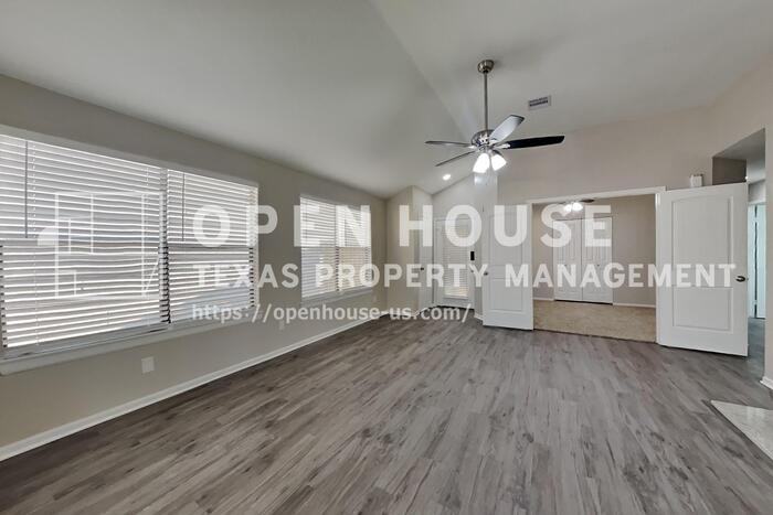 7767 High Village Dr - Photo 4 of 20