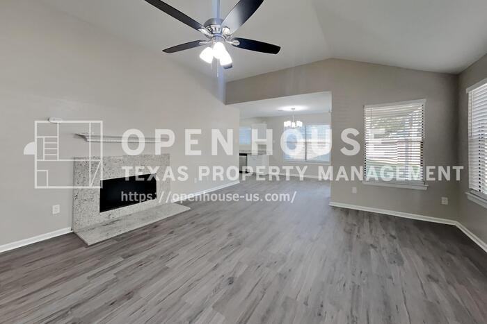 7767 High Village Dr - Photo 5 of 20