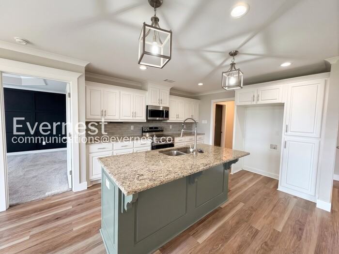 5104 Dequincy Dr - Photo 5 of 25