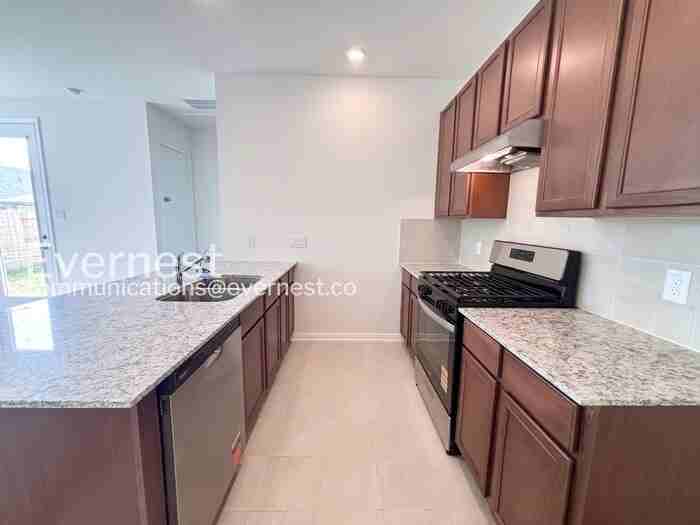 2919 Cronus Way - Photo 5 of 27