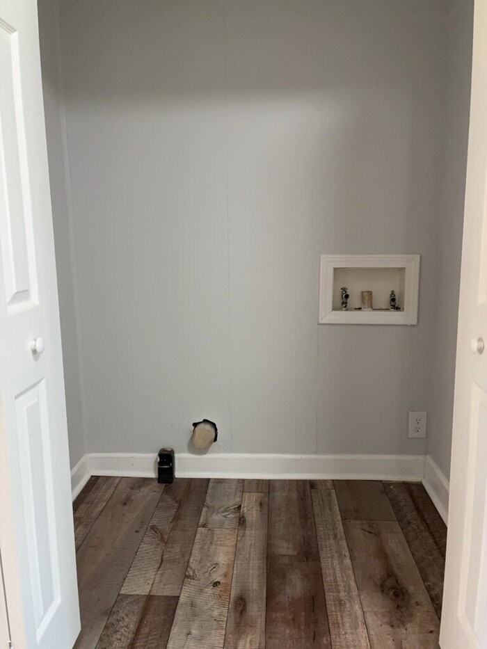 330 Frans Drive - Photo 7 of 15