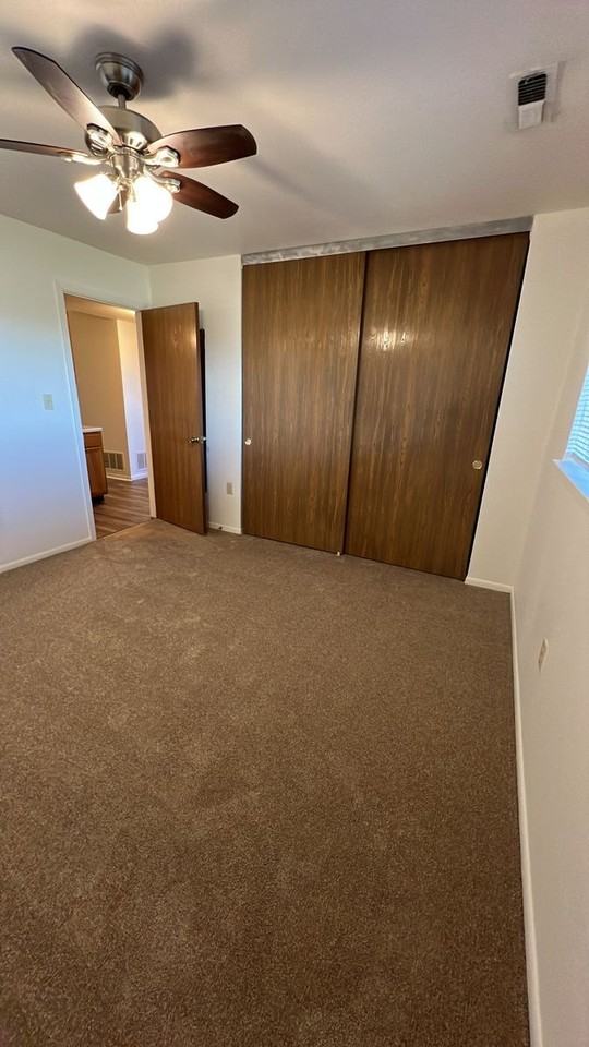 1134 Dakota Dr - Photo 5 of 7
