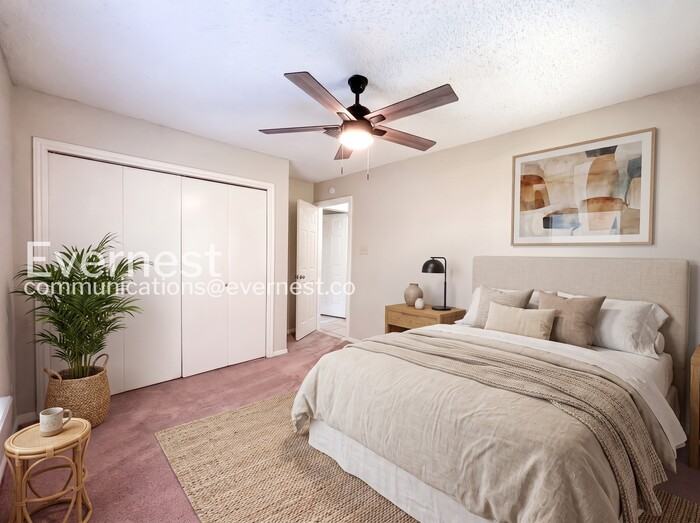 18609 Hollybranch Ct - Photo 5 of 25