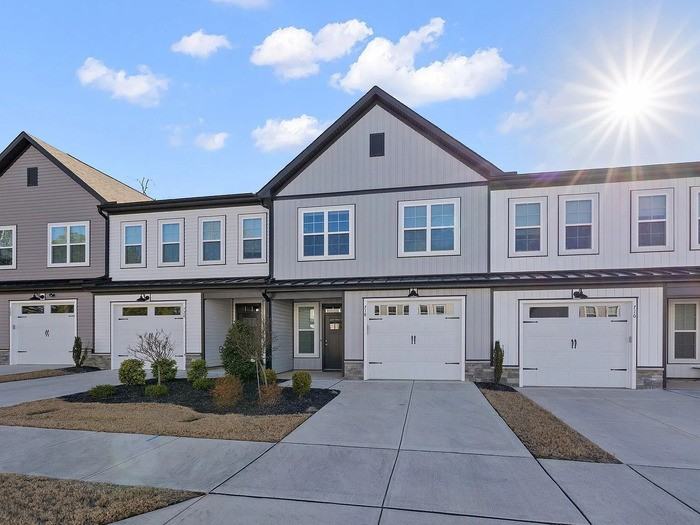 718 Jamescroft Way - Photo 2 of 38