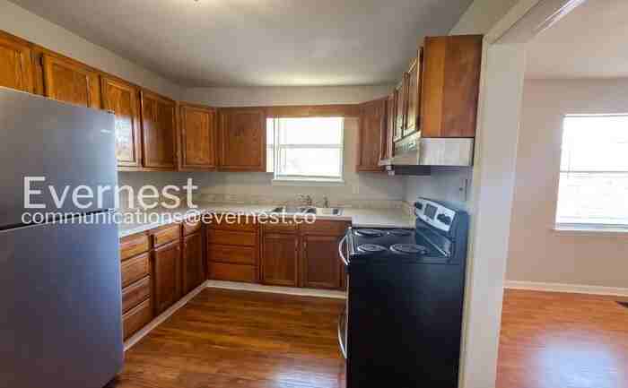 3921 Rutledge Ave Sw - Photo 3 of 22